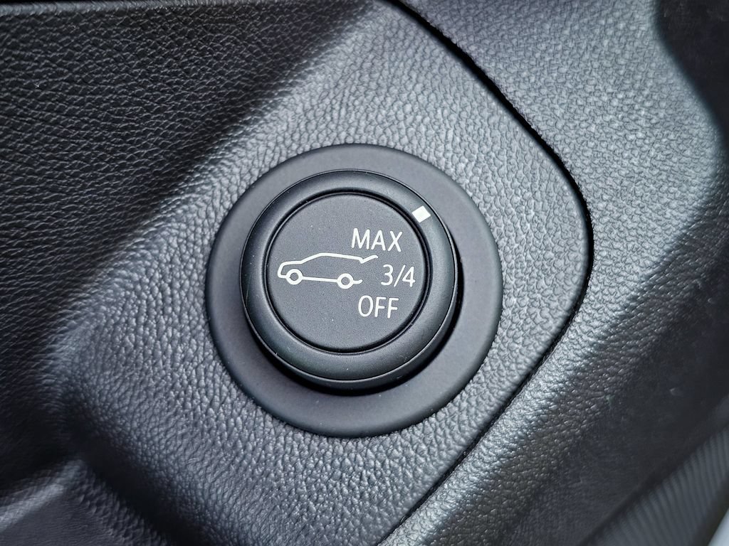 Used 2022 GMC Terrain SLT w/ Infotainment Package II AWD/4WD image 12