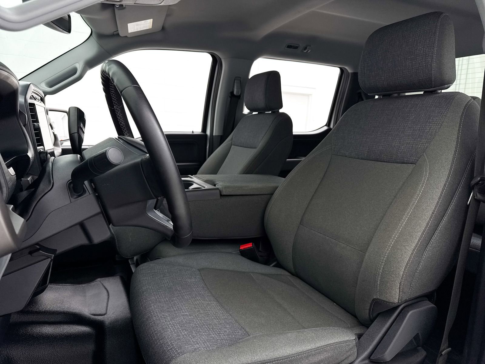 Used 2024 Ford F150 XLT w/ FX4 Off-Road Package image 19