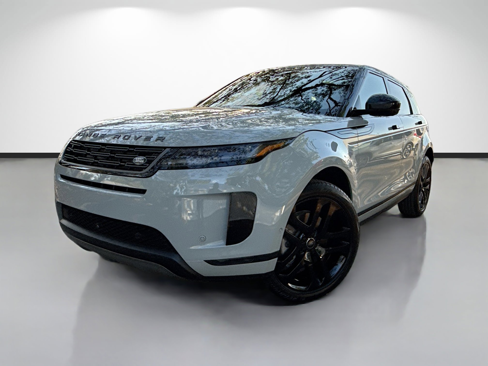 Used 2026 Land Rover Range Rover Evoque S image 1