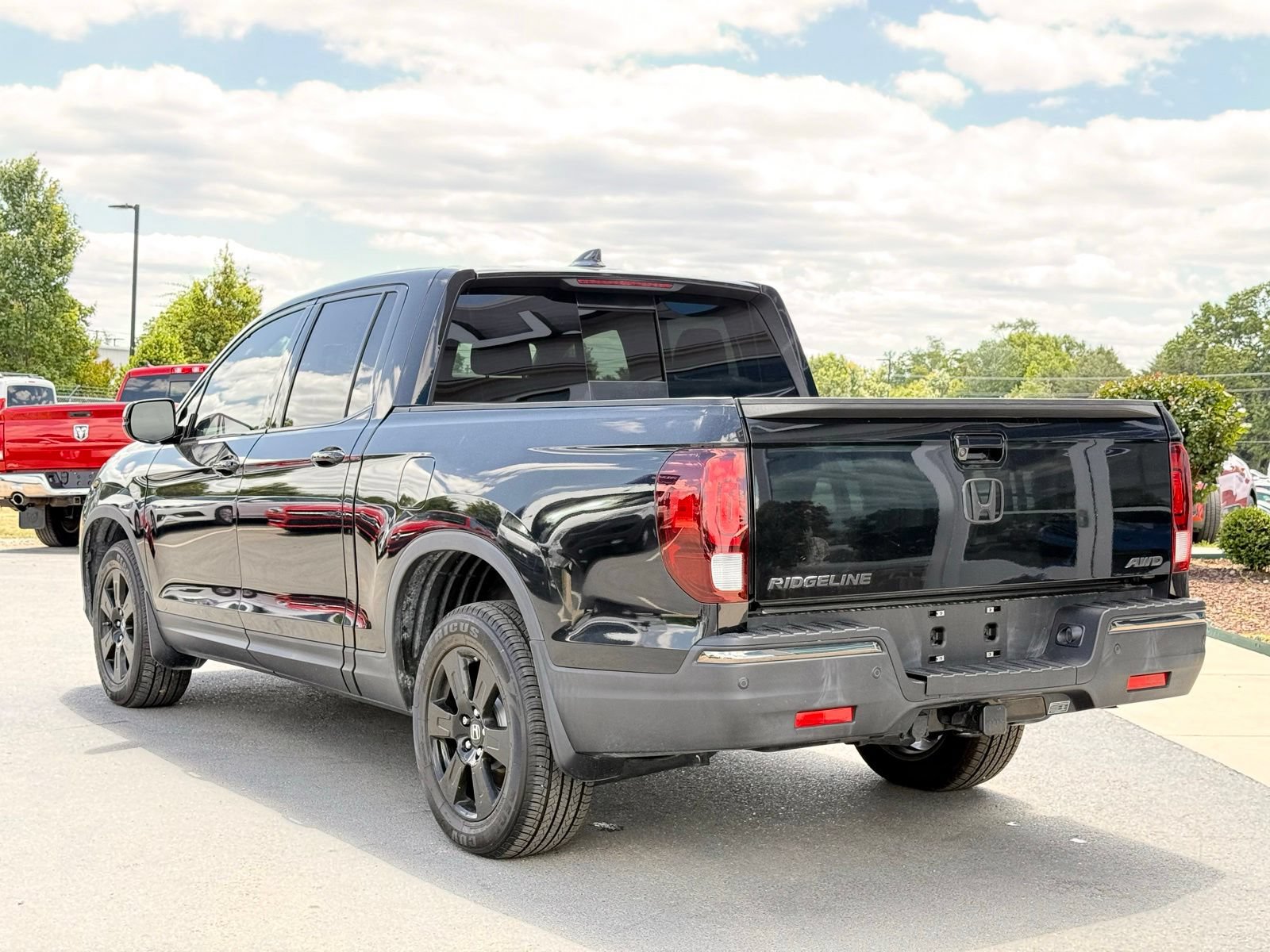 Used 2017 Honda Ridgeline Black Edition image 13