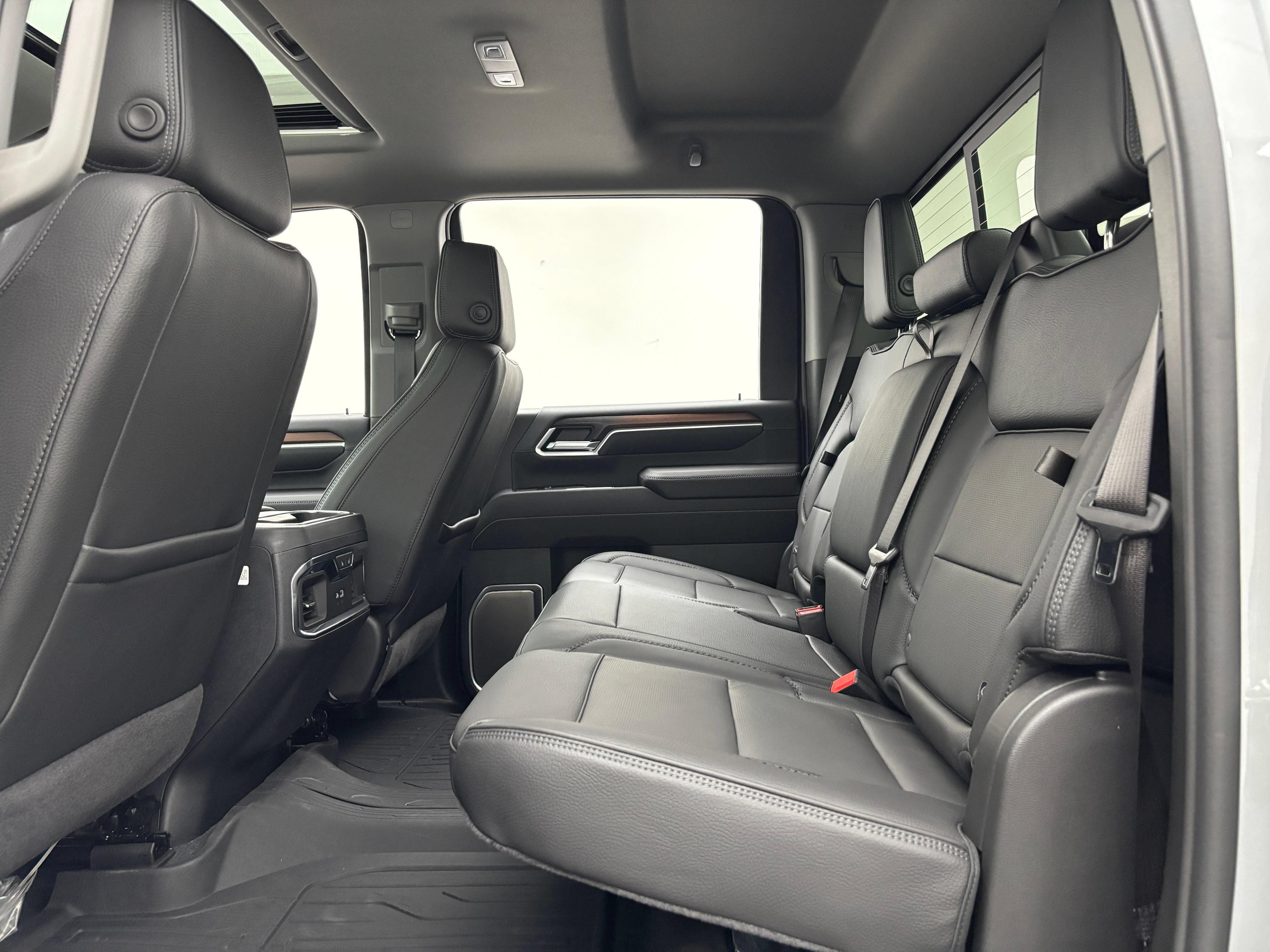 New 2026 GMC Sierra 3500 Denali w/ Denali Reserve Package AWD/4WD image 46