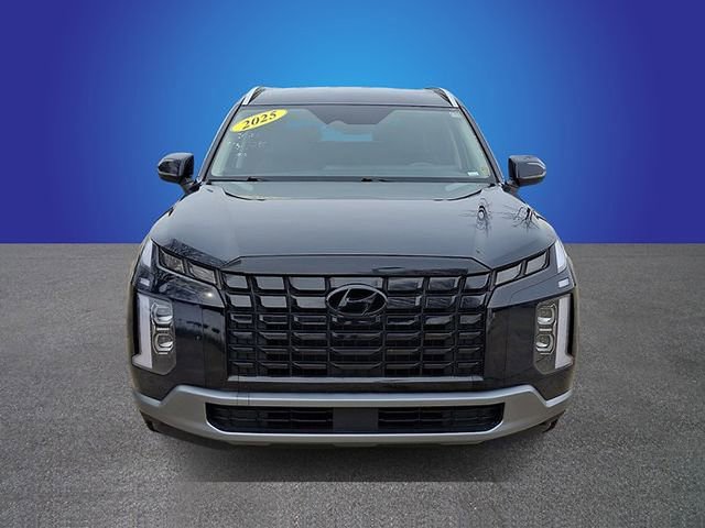 Used 2025 Hyundai Palisade SEL FWD image 2