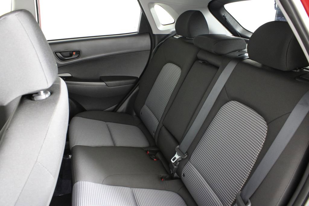 Used 2020 Hyundai Kona SEL w/ Cargo Package FWD image 19