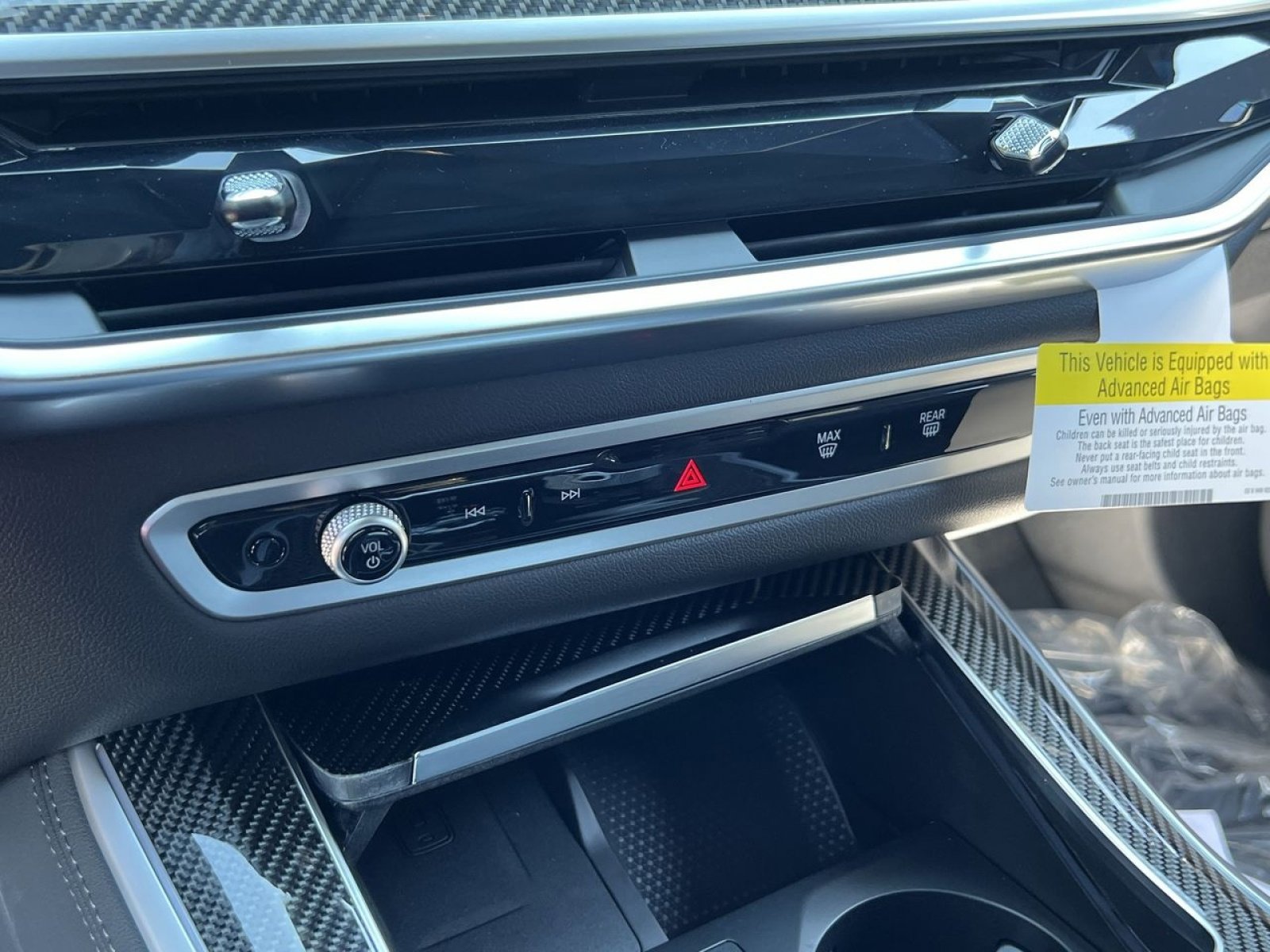 New 2026 BMW X5 M60i image 15