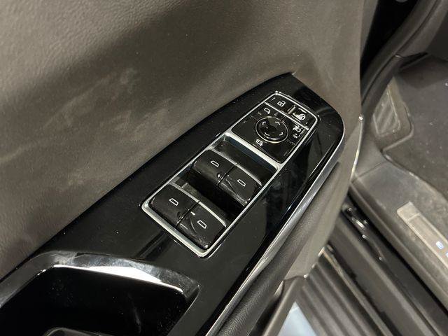 Certified 2025 Cadillac Escalade Sport AWD/4WD image 45