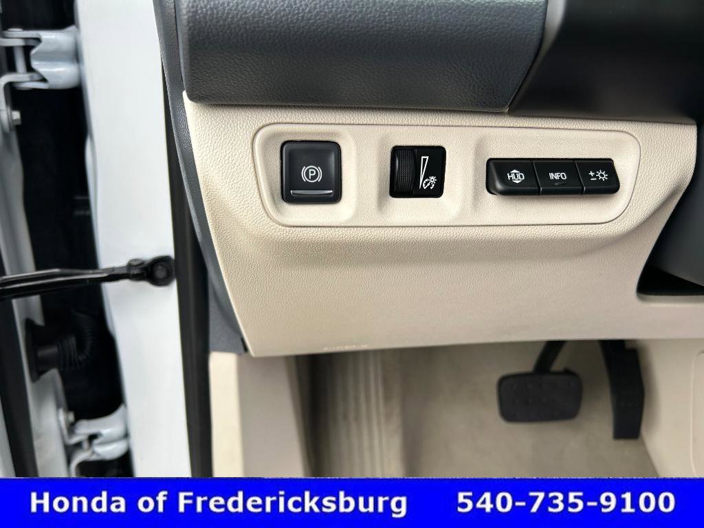 Used 2021 GMC Acadia Denali w/ Denali Ultimate Package image 42