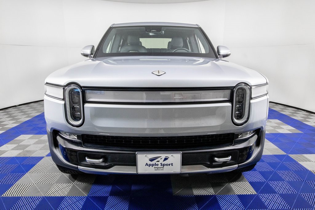 Used 2023 Rivian R1T Adventure image 2