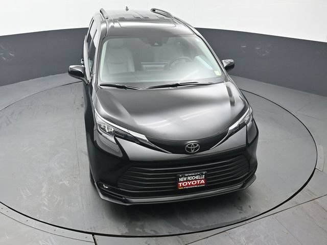 Certified 2026 Toyota Sienna XLE AWD/4WD image 50