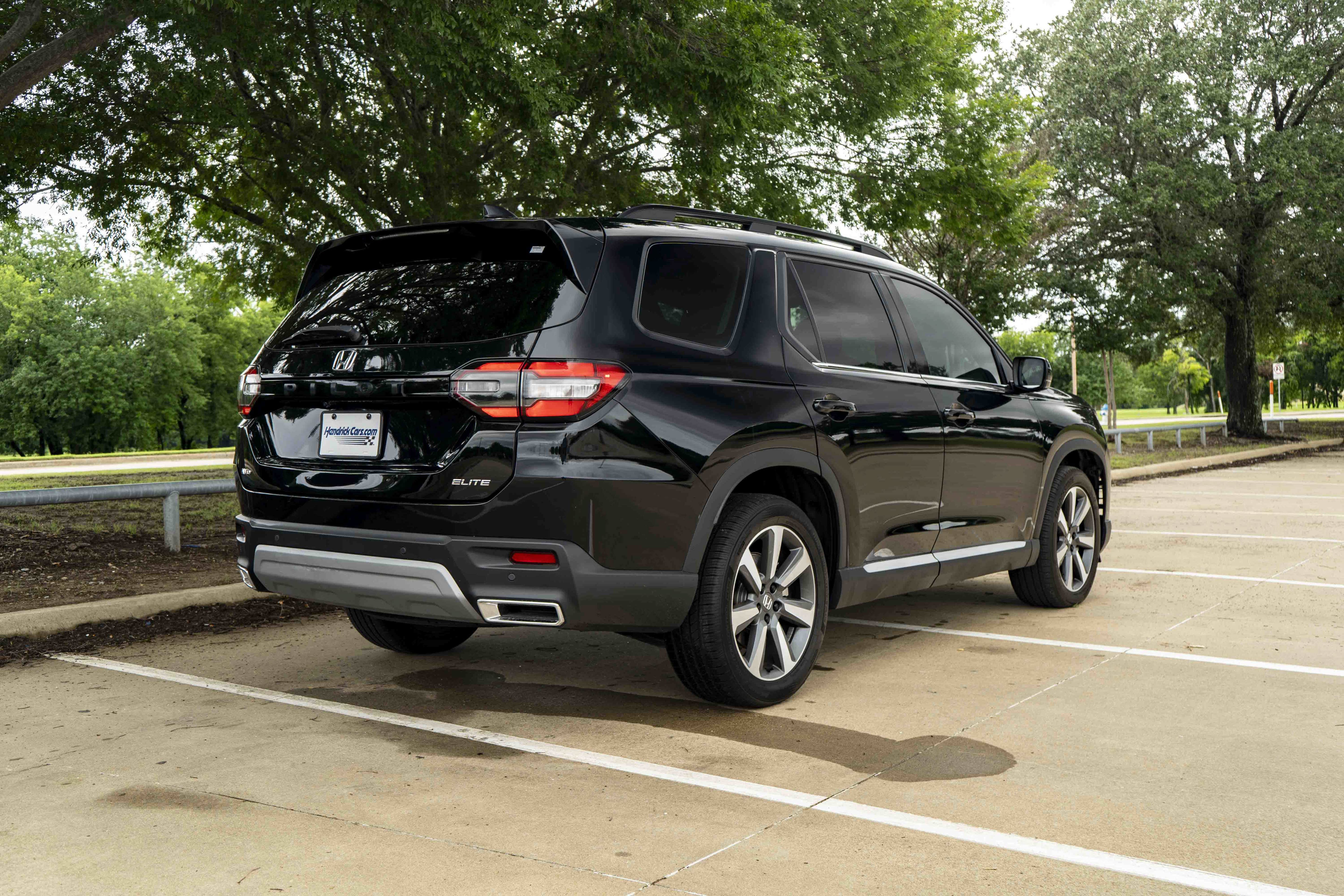 Certified 2025 Honda Pilot Elite image 9