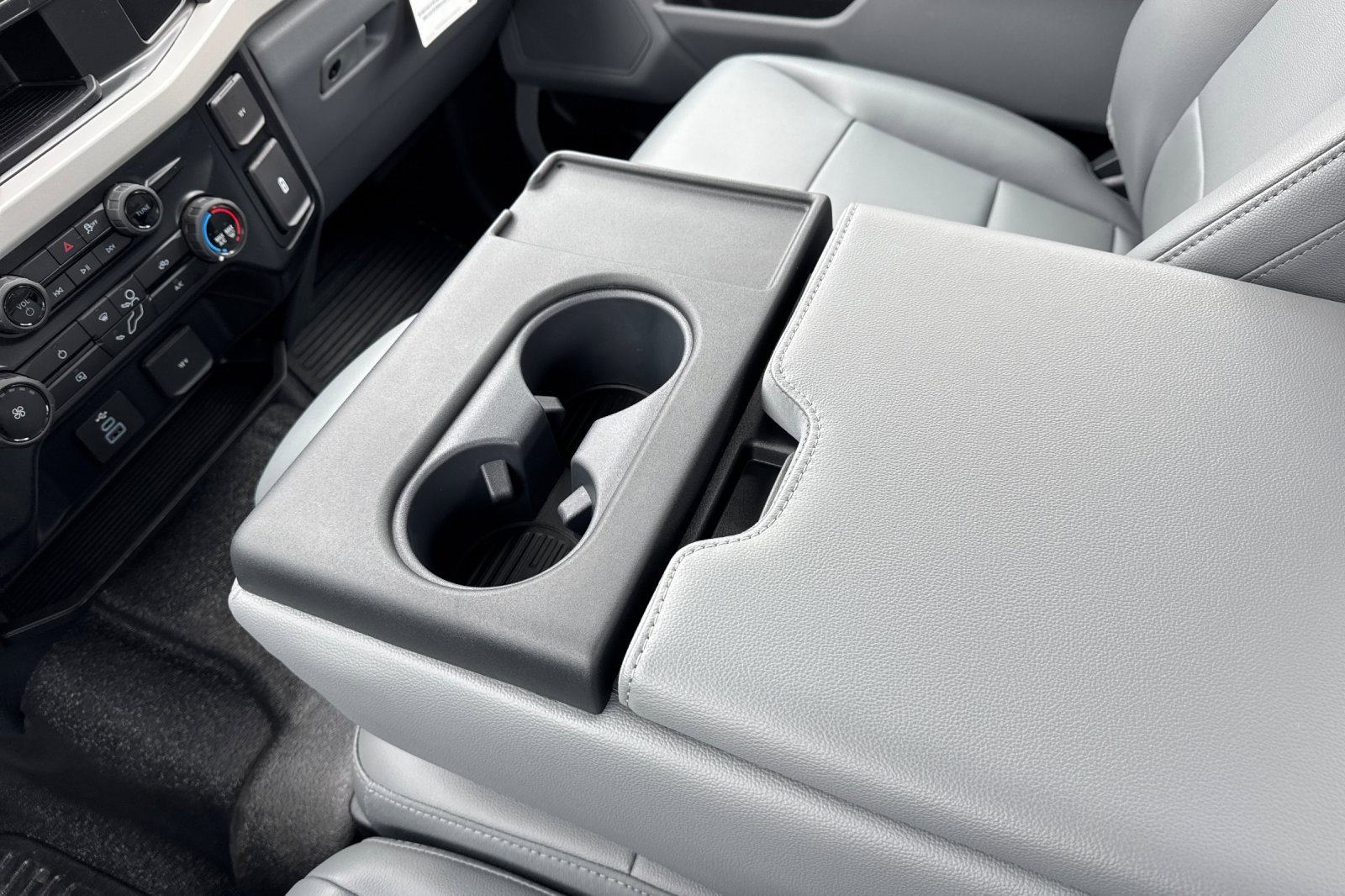 New 2026 Ford F250 XL w/ XL Chrome Package image 26