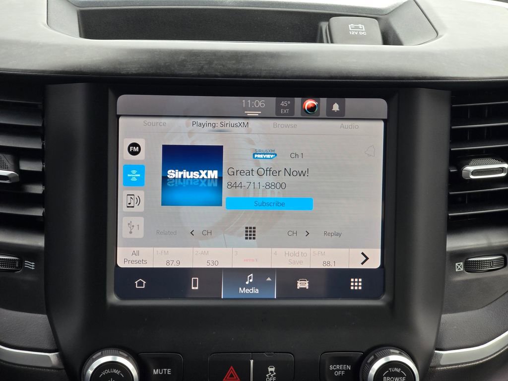 Used 2024 RAM 2500 Big Horn w/ Heated Seats & Wheel Group image 8