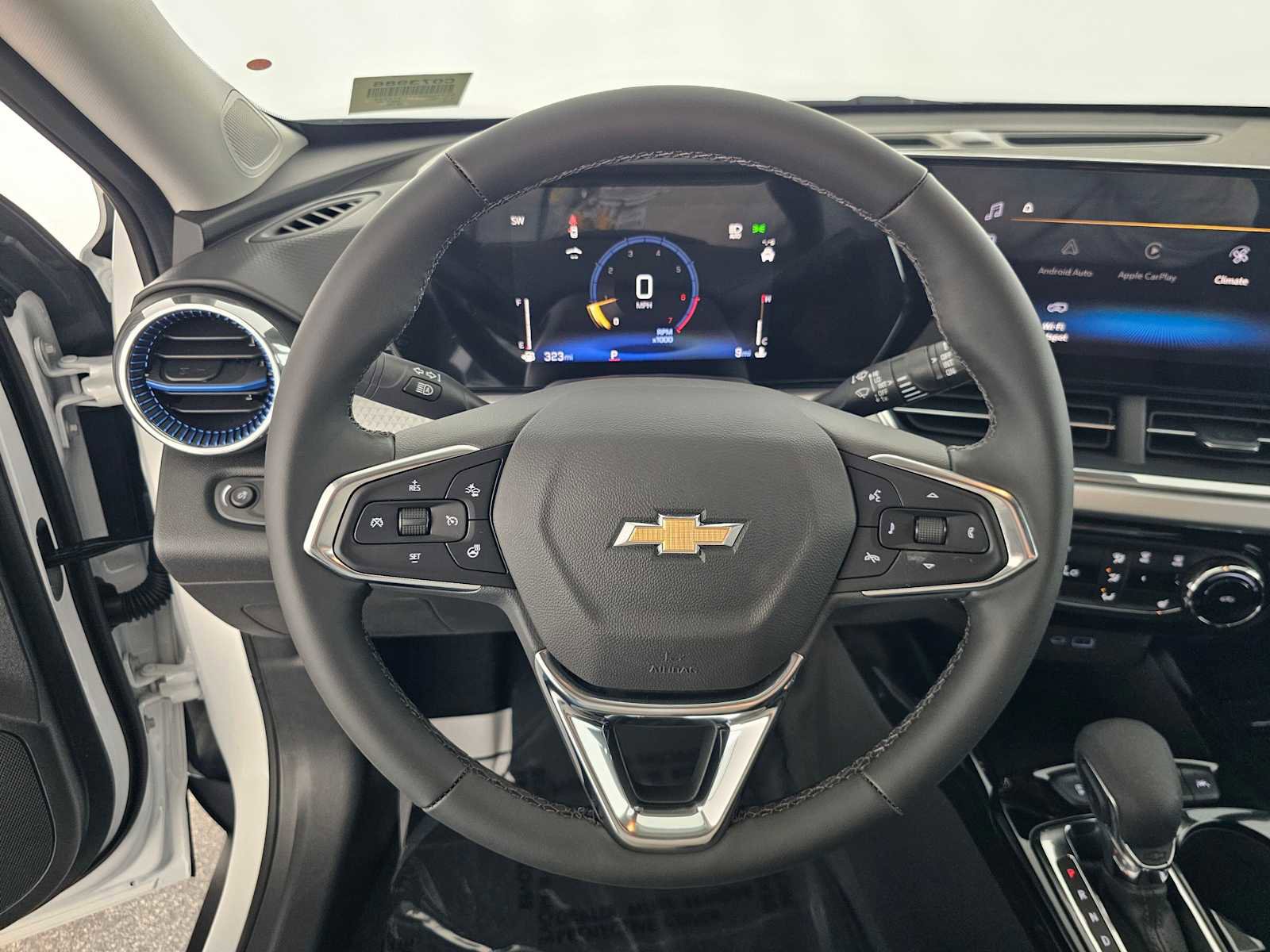 New 2026 Chevrolet Trax LT w/ Driver Confidence Package FWD image 22