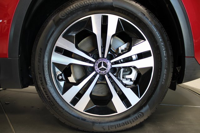 Used 2024 Mercedes-Benz GLA 250 w/ Exclusive Package image 38