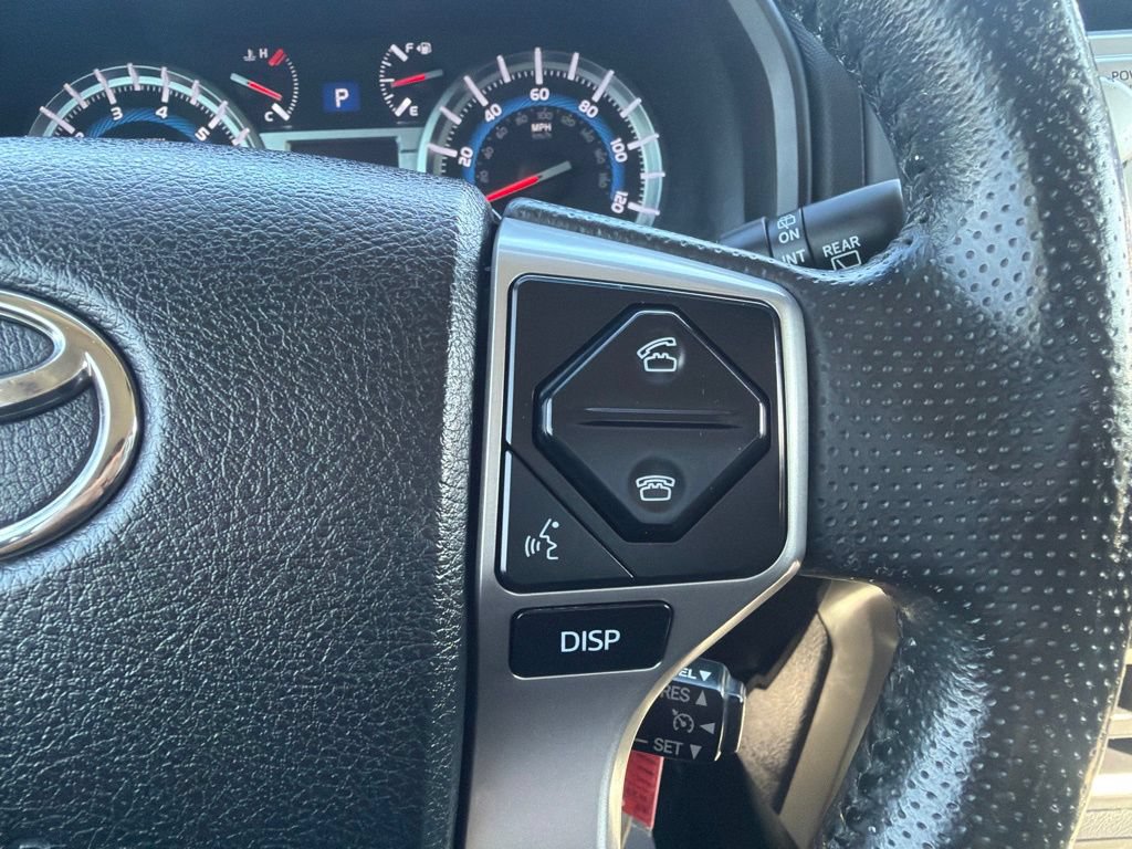 Used 2016 Toyota 4Runner SR5 AWD/4WD image 28