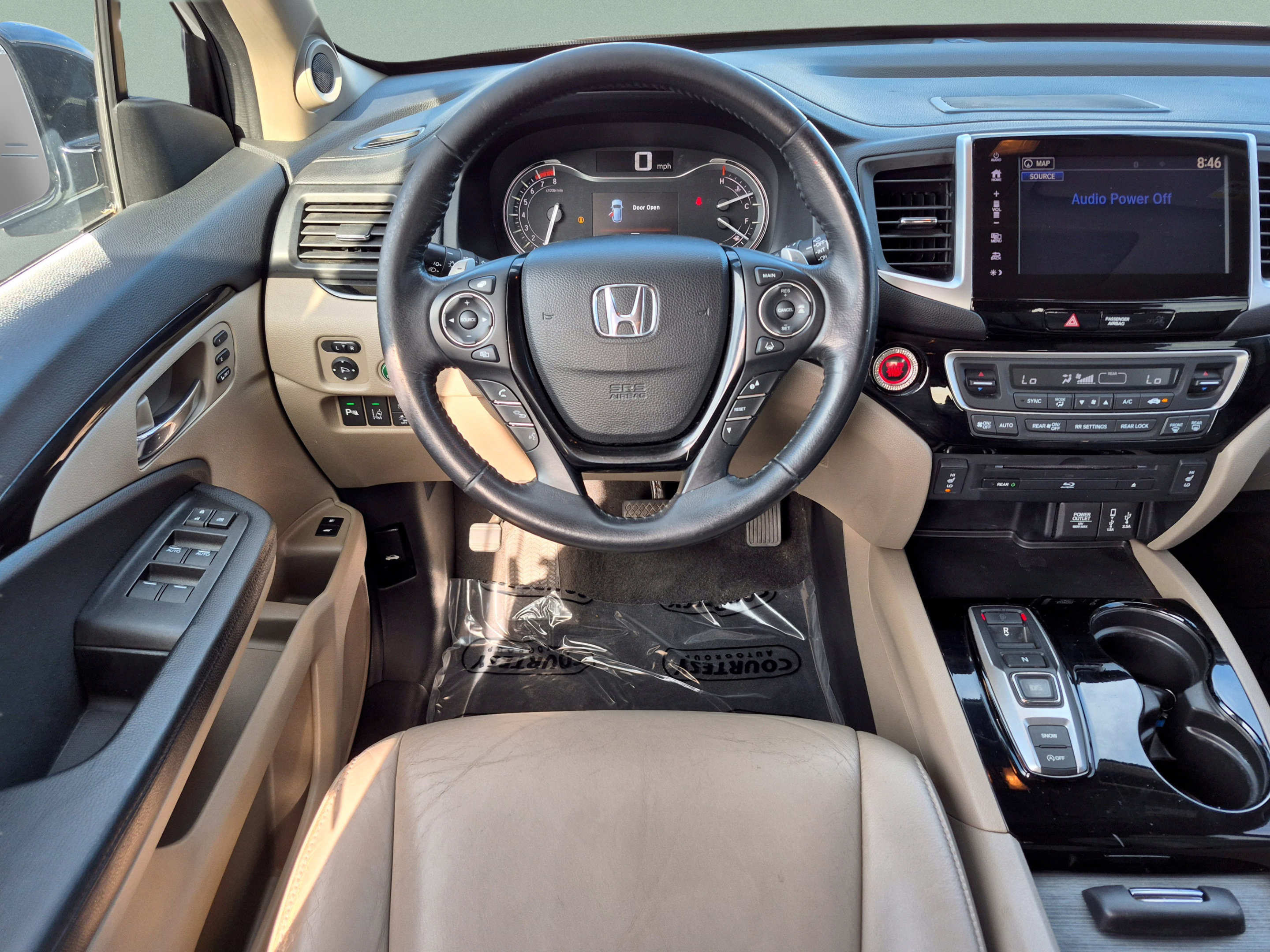 Used 2017 Honda Pilot Touring image 12