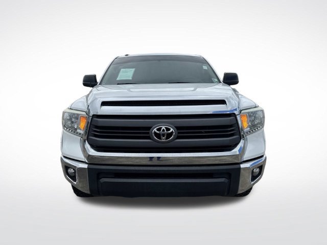 Used 2014 Toyota Tundra SR5 w/ SR5 Upgrade Package AWD/4WD image 2