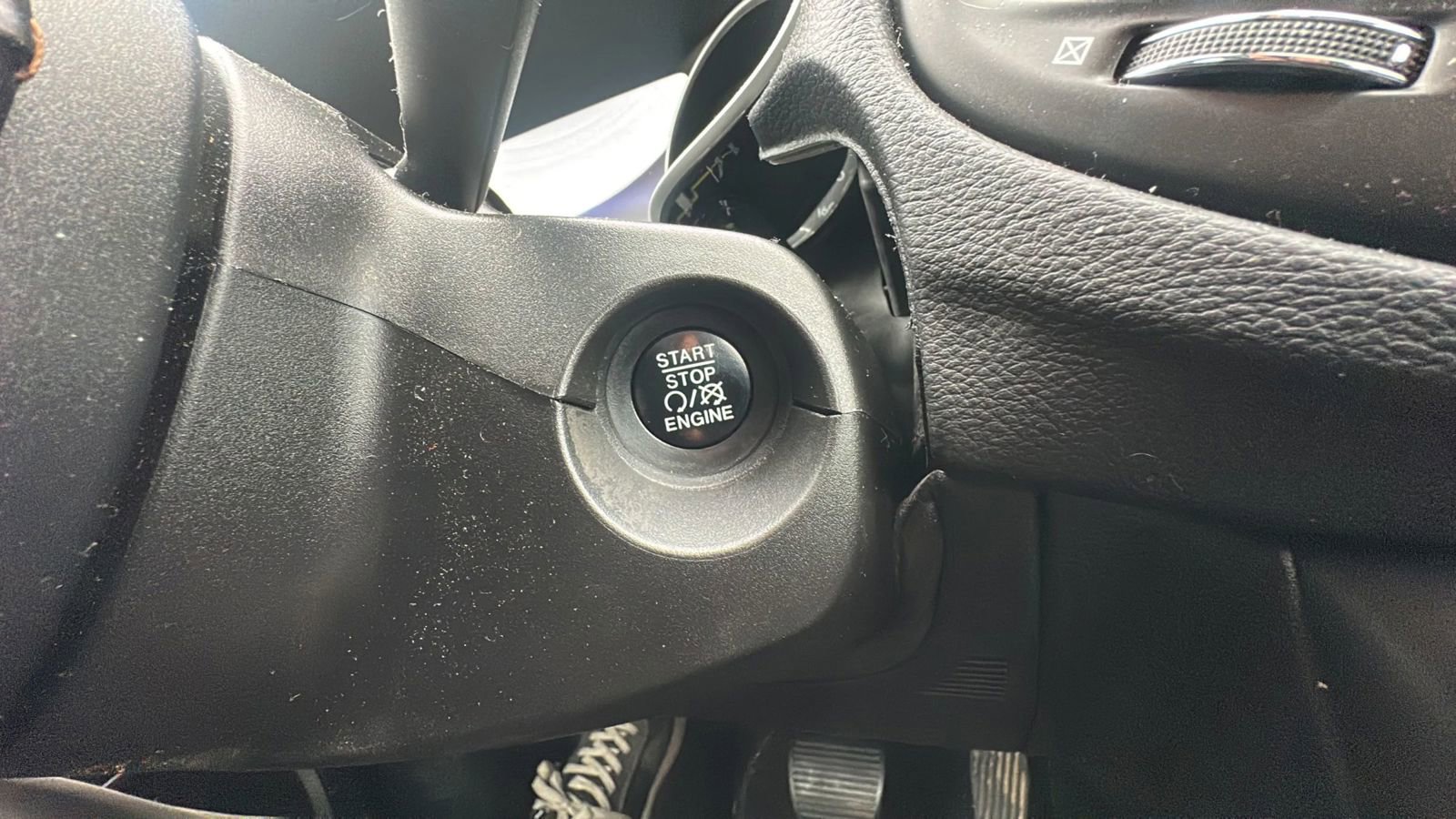 Used 2018 Jeep Compass Latitude w/ Popular Equipment Group AWD/4WD image 20