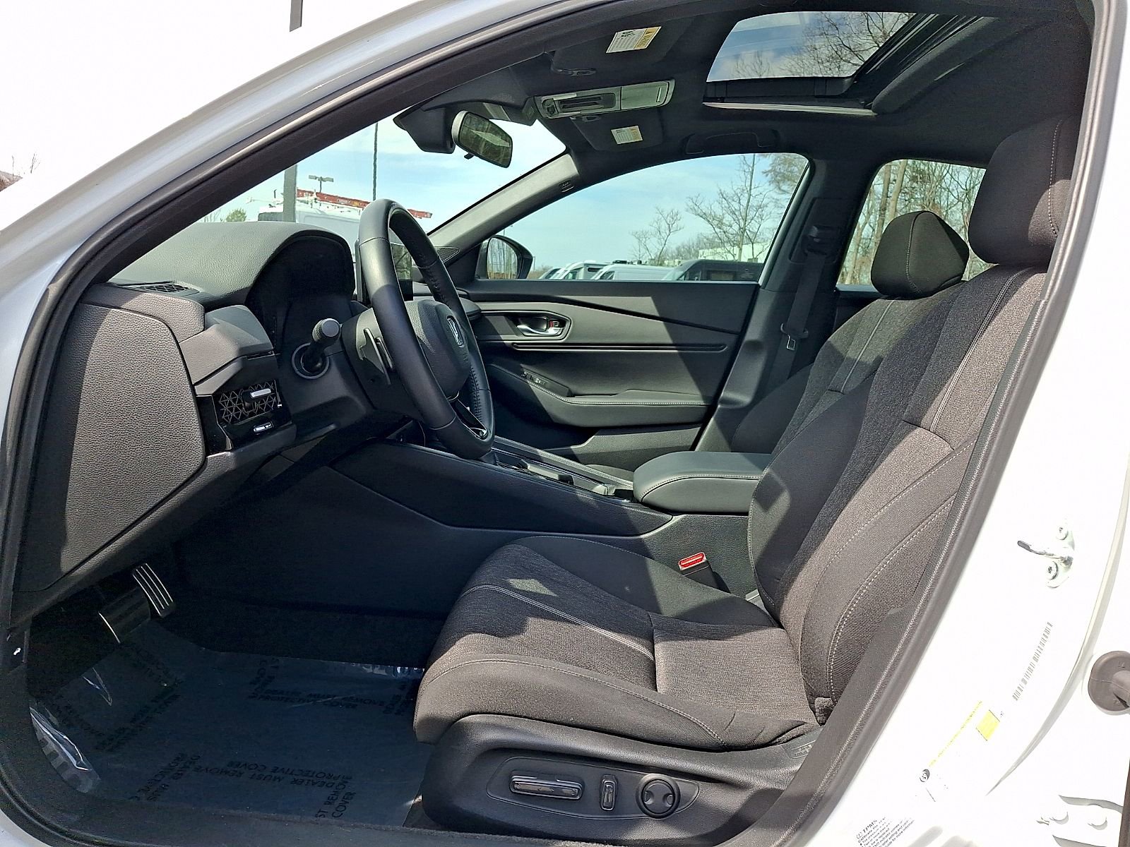 Used 2024 Honda Accord Sport image 13