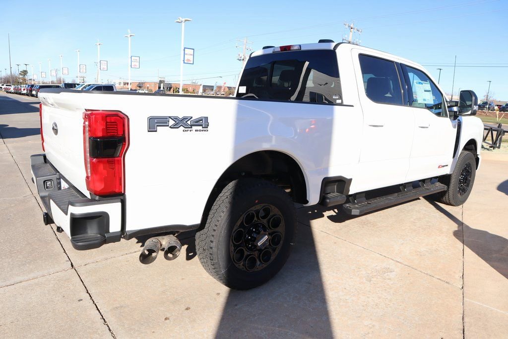 New 2026 Ford F250 Lariat w/ Black Appearance Package image 23