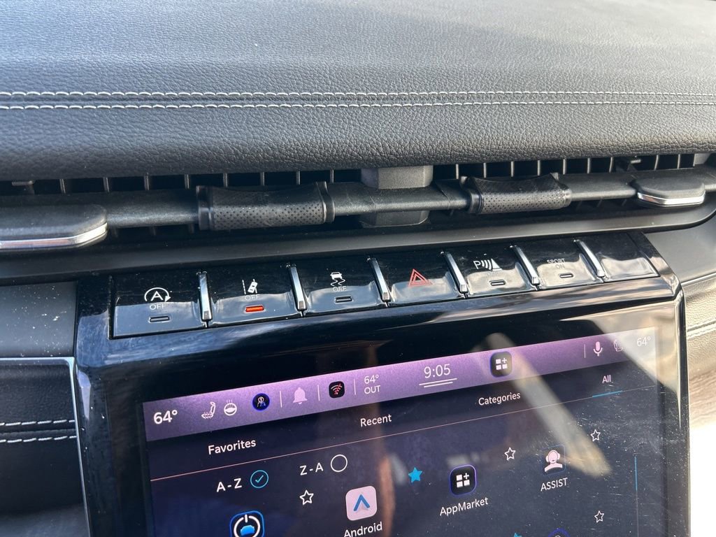 Used 2022 Jeep Grand Cherokee L Limited image 41