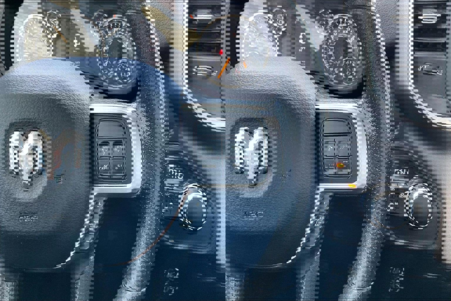 Used 2019 RAM 2500 Big Horn image 13