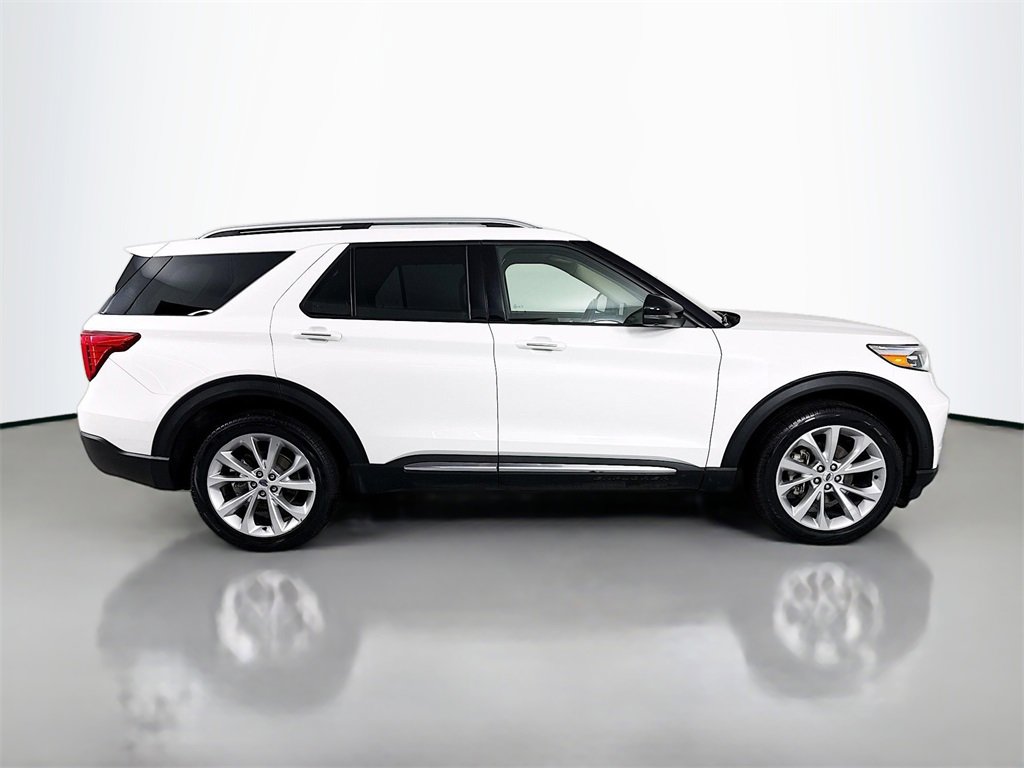 Used 2022 Ford Explorer Platinum w/ Equipment Group 601A image 8
