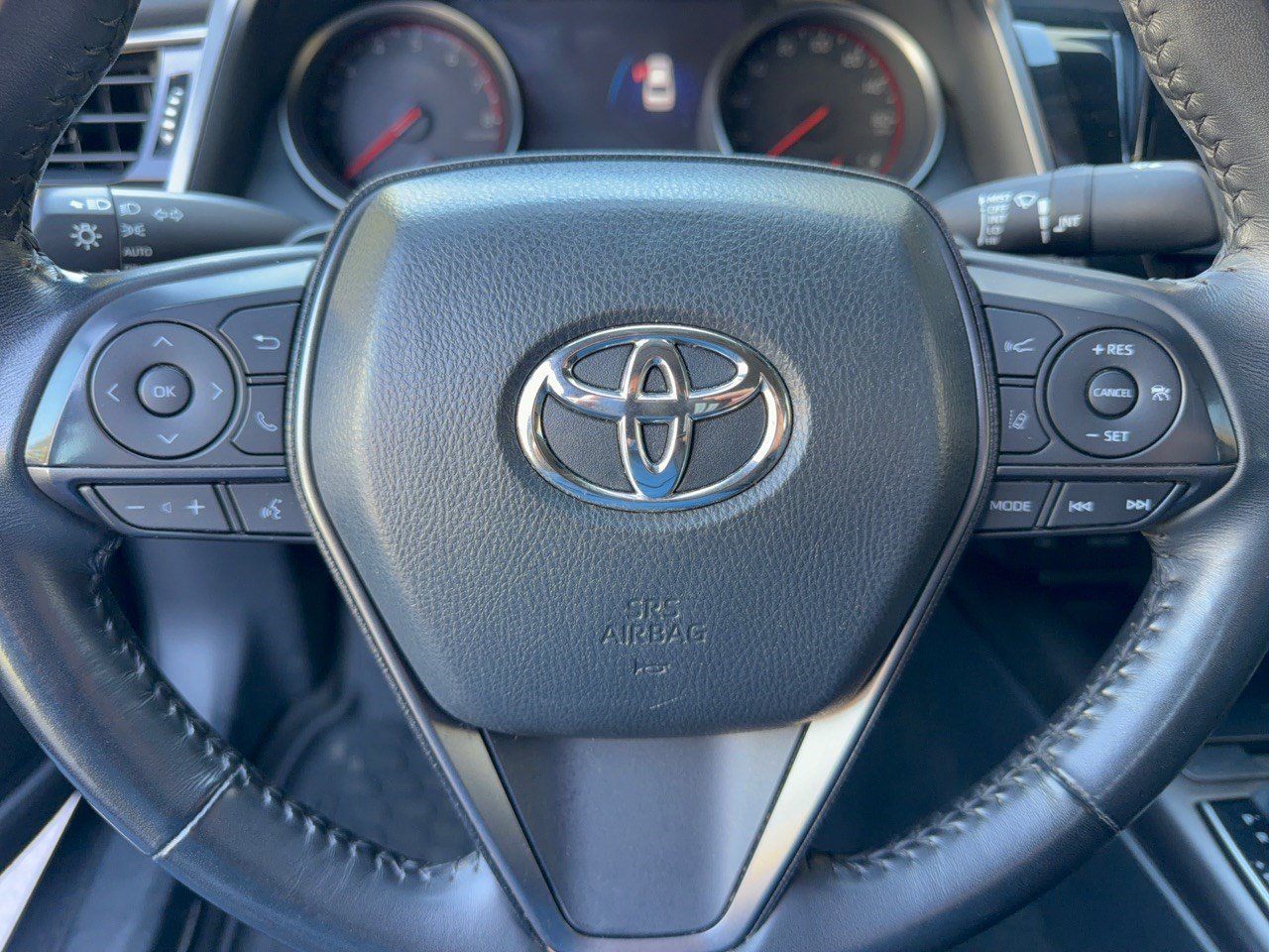 Used 2024 Toyota Camry XSE FWD image 10
