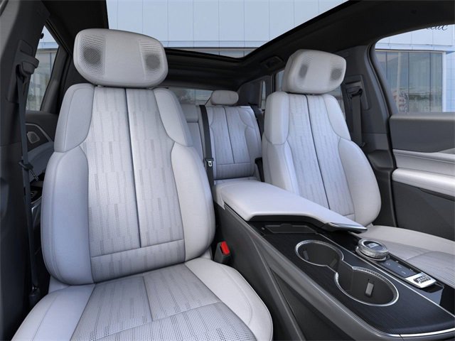 New 2025 Cadillac Lyriq Luxury image 16