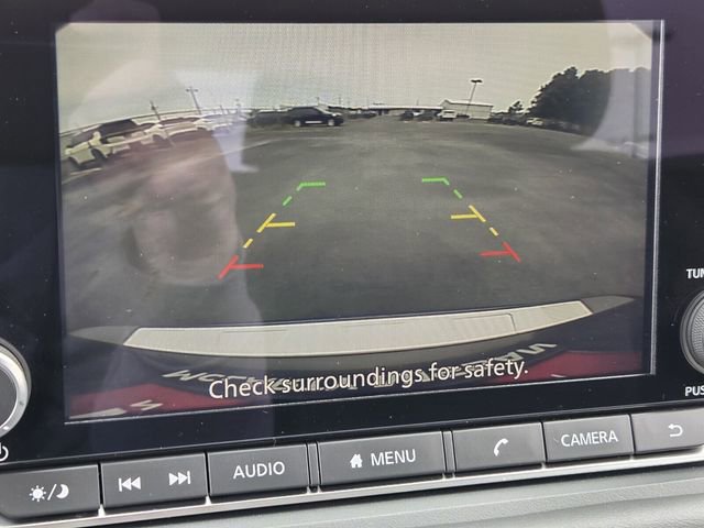 Used 2025 Nissan Rogue SV FWD image 18