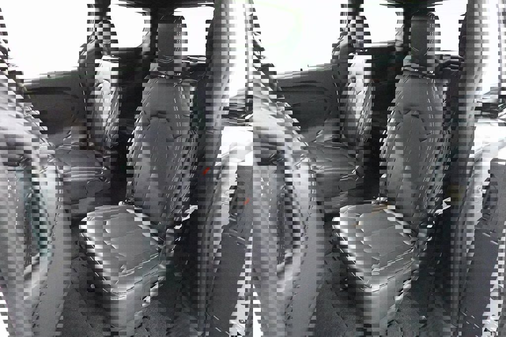 New 2026 Chrysler Pacifica Select w/ S Appearance Package image 25