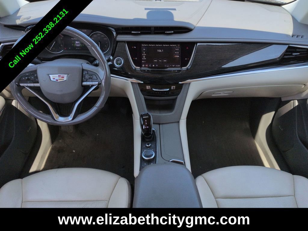 Used 2022 Cadillac XT6 Premium Luxury image 16