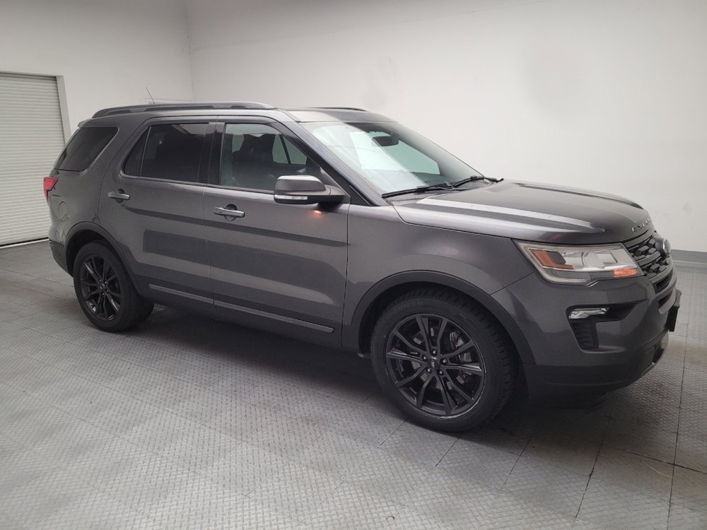 Used 2019 Ford Explorer XLT w/ Equipment Group 202A FWD image 11