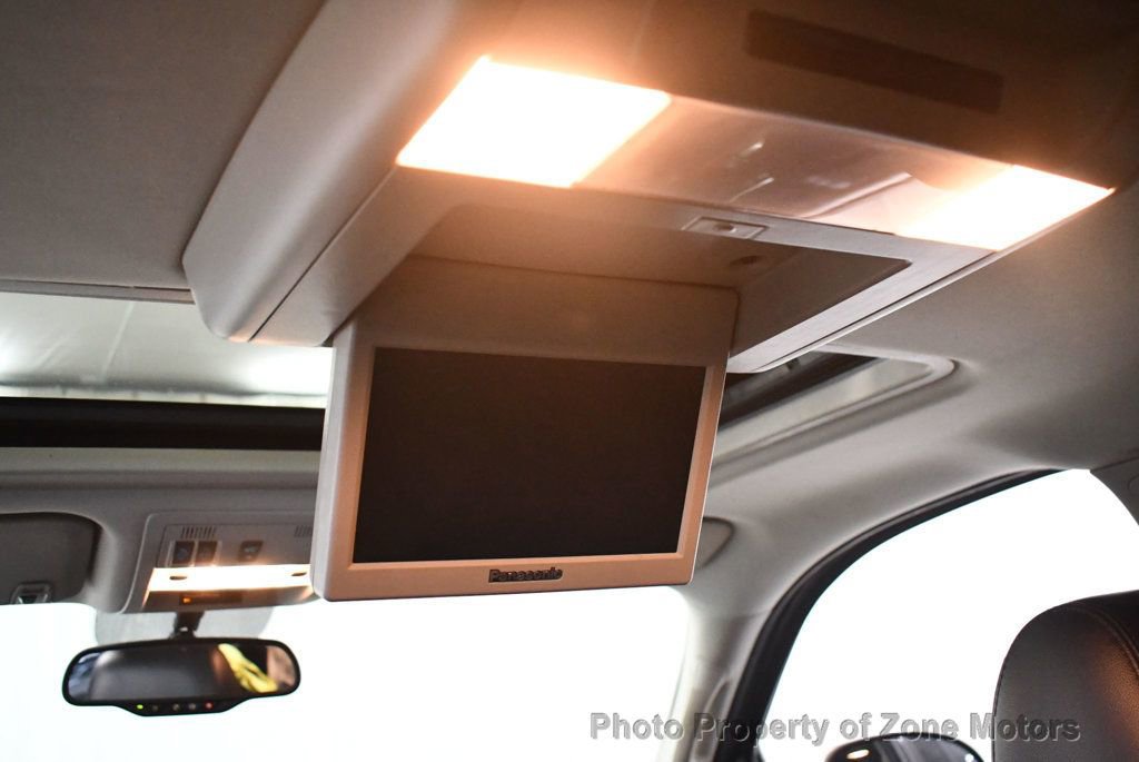 Used 2010 Chevrolet Suburban LTZ image 30