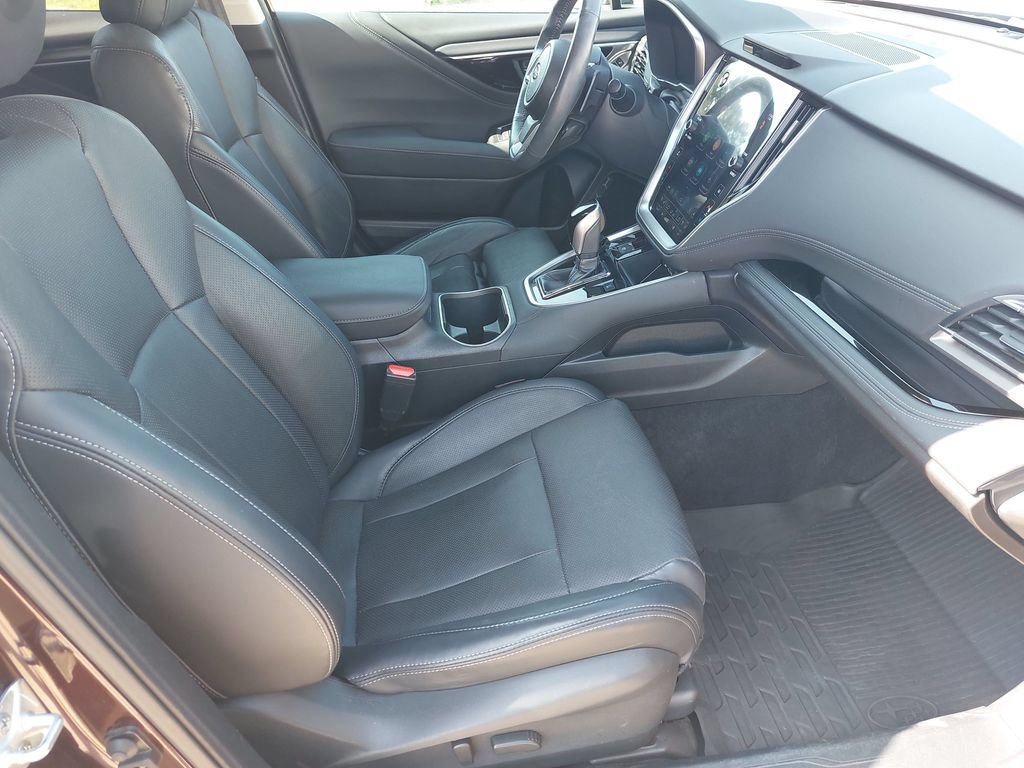 Used 2024 Subaru Outback Touring AWD/4WD image 10