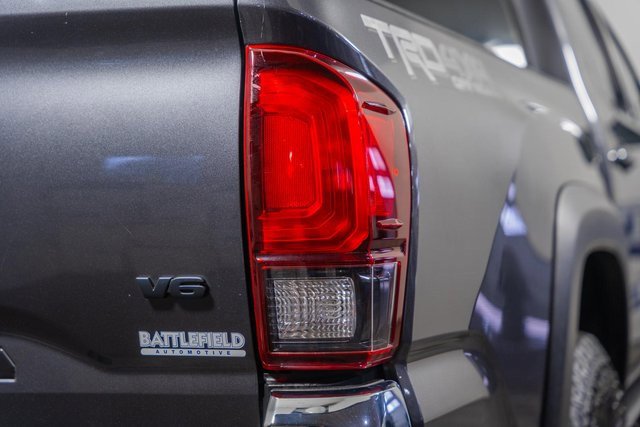 Used 2019 Toyota Tacoma TRD Off-Road image 6