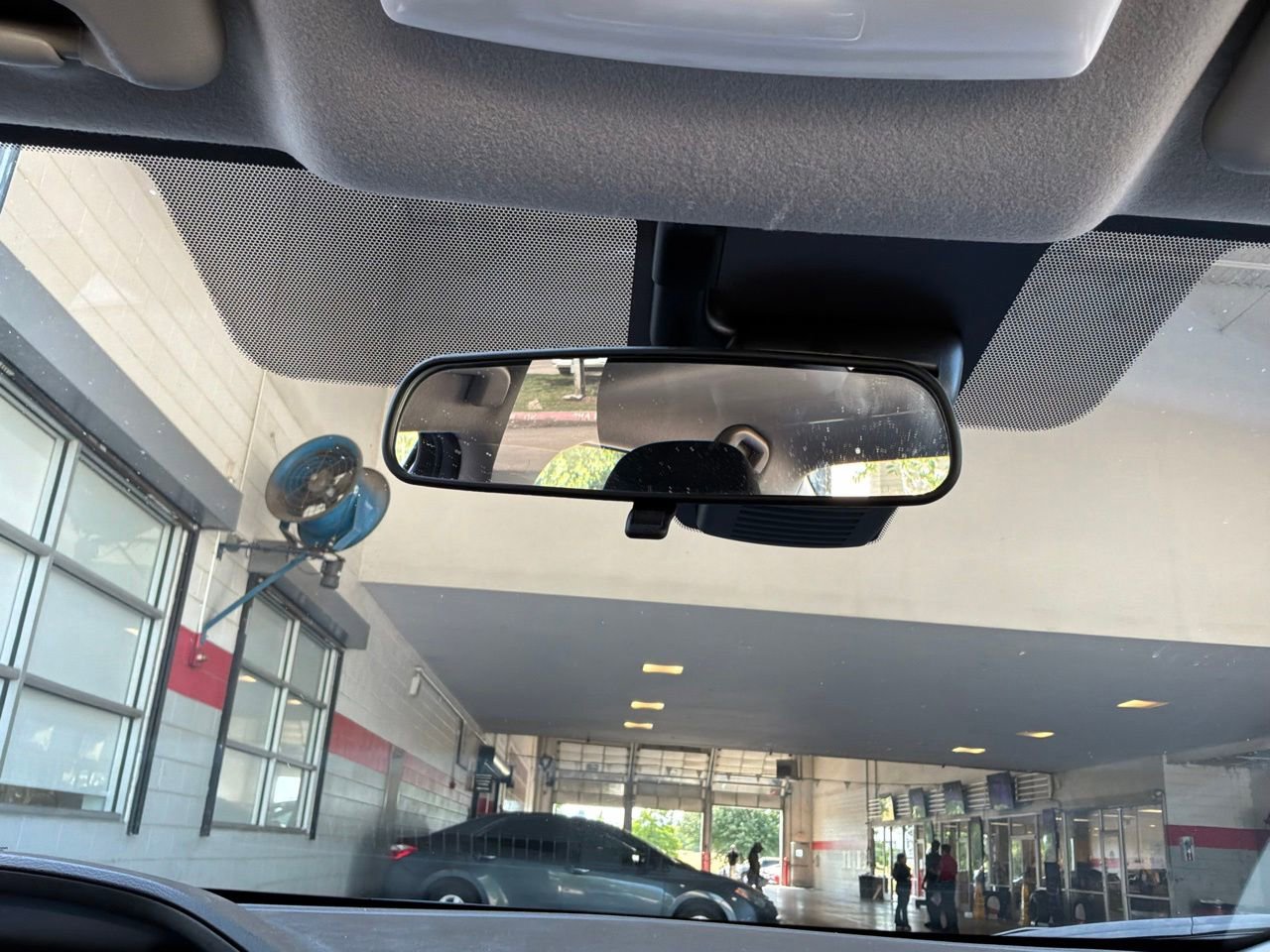 Used 2025 Toyota Corolla LE FWD image 16