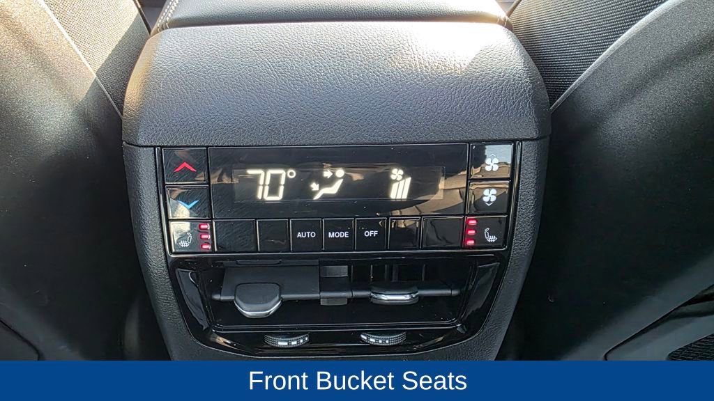 Used 2024 Jeep Grand Cherokee L Limited w/ Black Appearance Package image 29