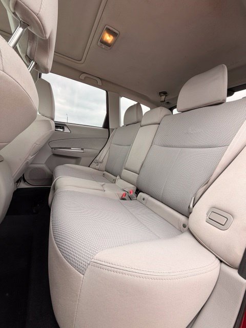 Used 2013 Subaru Forester 2.5X Premium w/ Popular Pkg 1 AWD/4WD image 11