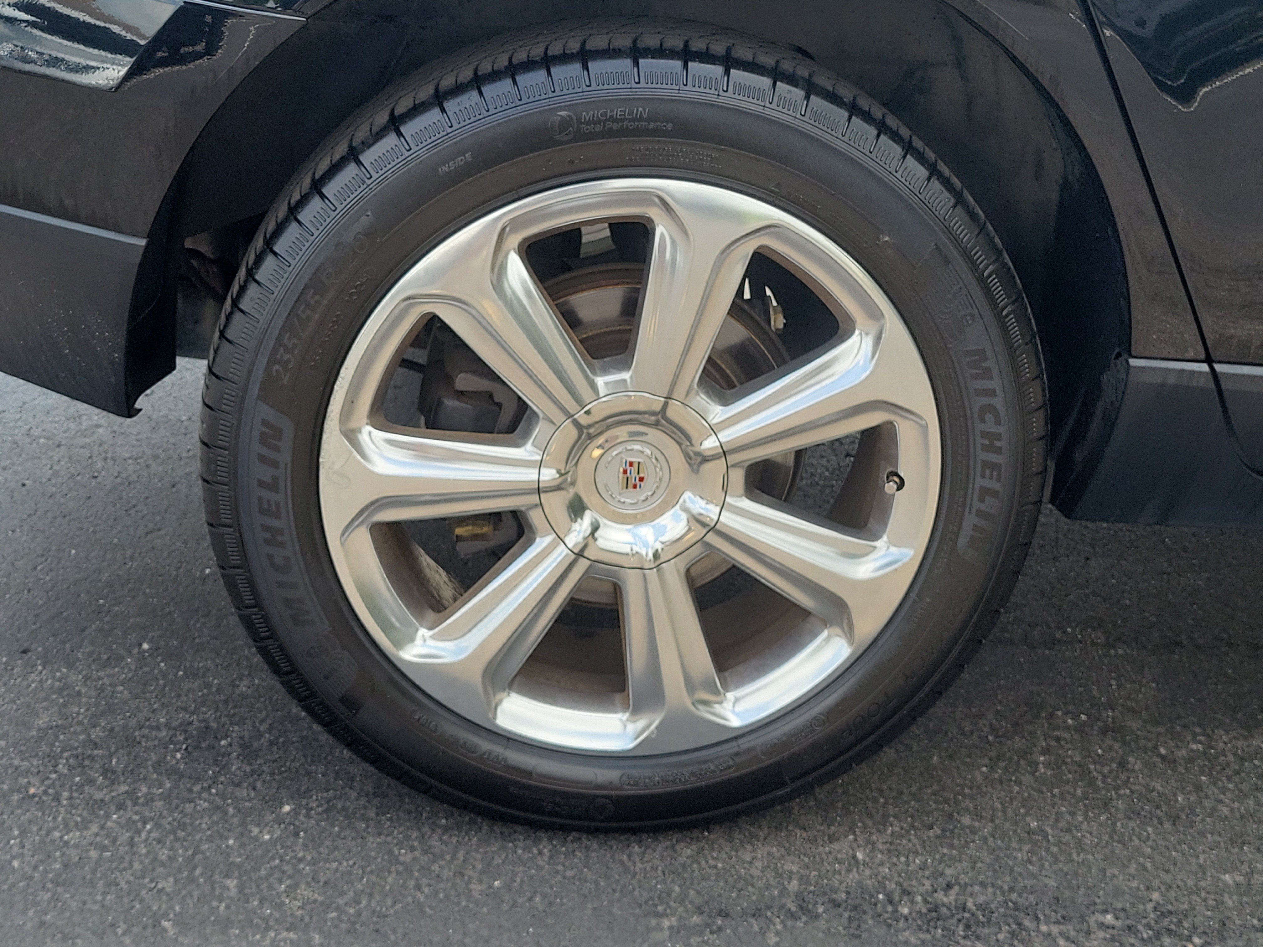 Used 2015 Cadillac SRX Performance w/ Driver Awareness Package FWD image 6