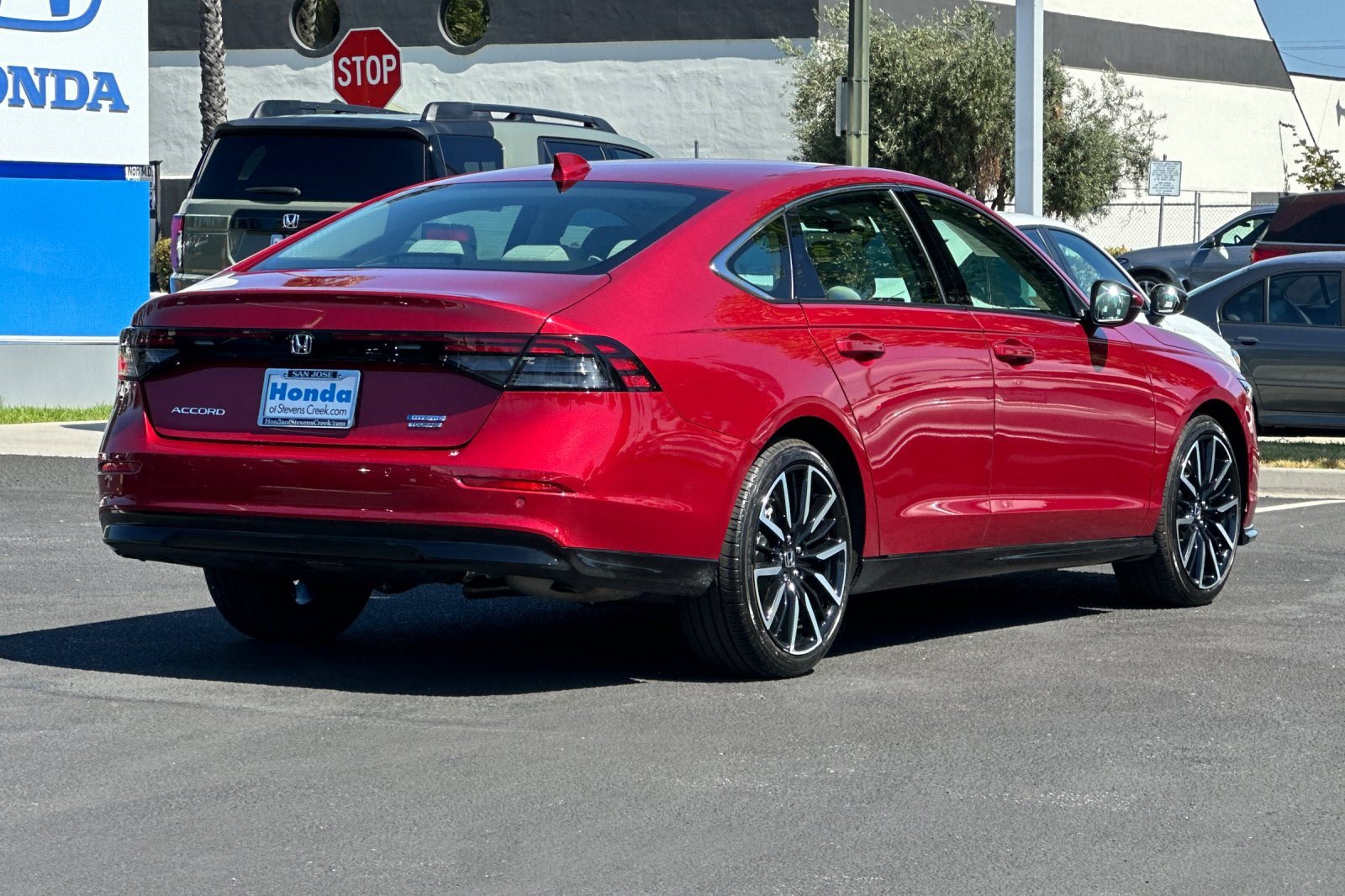 Used 2025 Honda Accord Touring image 9