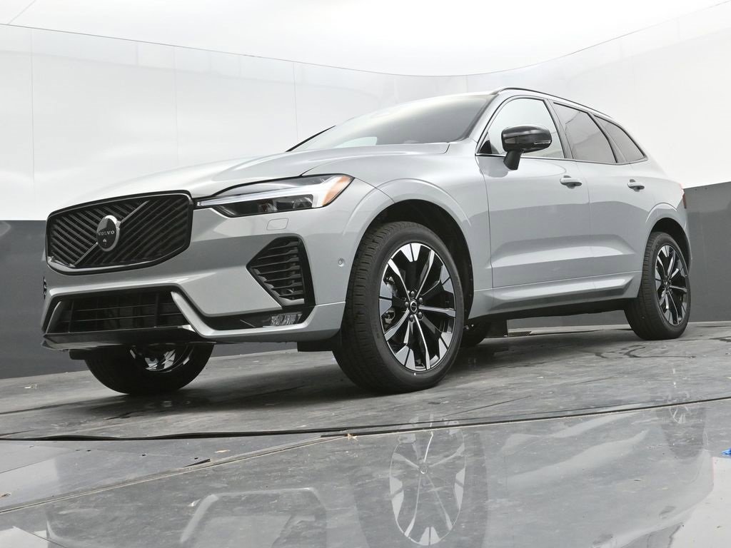 New 2026 Volvo XC60 B5 Plus w/ Protection Package Premier image 23