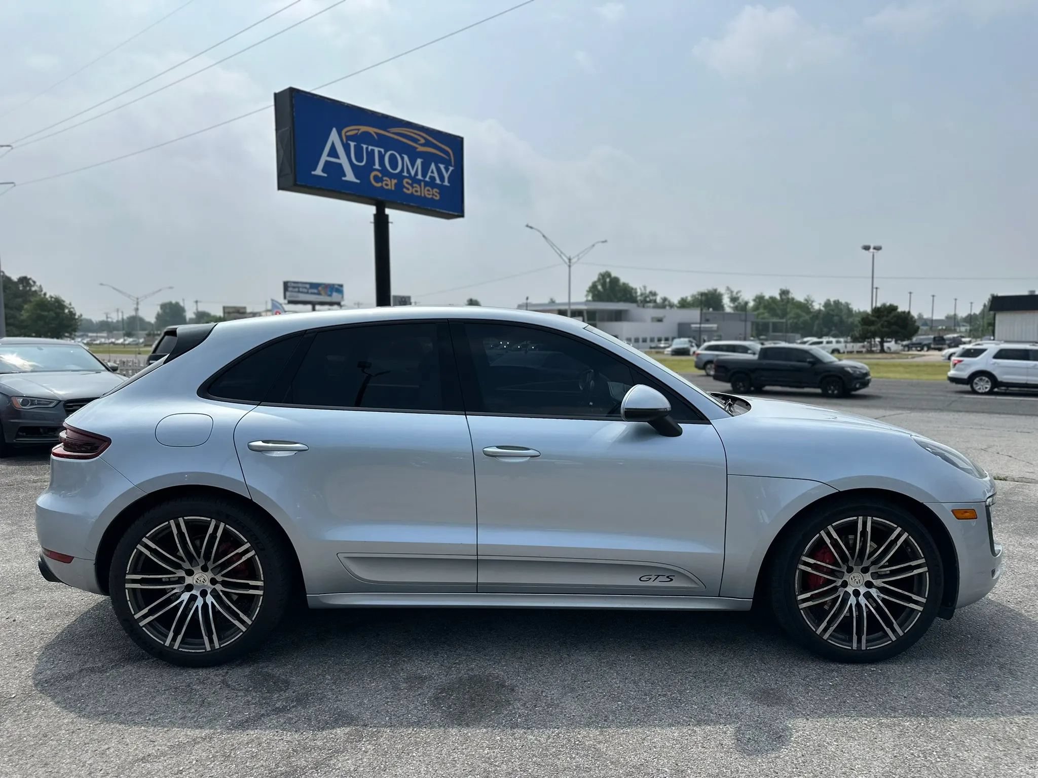 Used 2017 Porsche Macan GTS AWD/4WD image 5