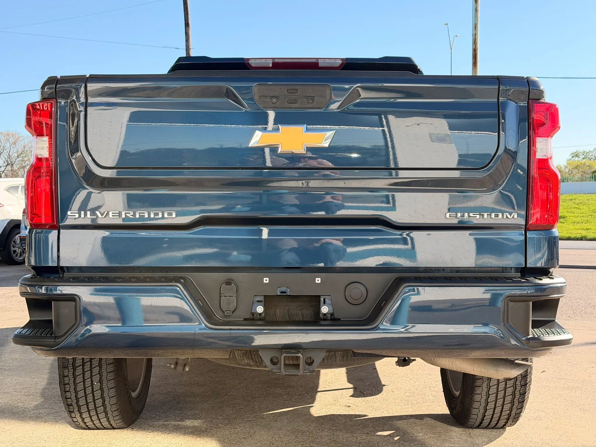 Used 2022 Chevrolet Silverado 1500 Custom image 4
