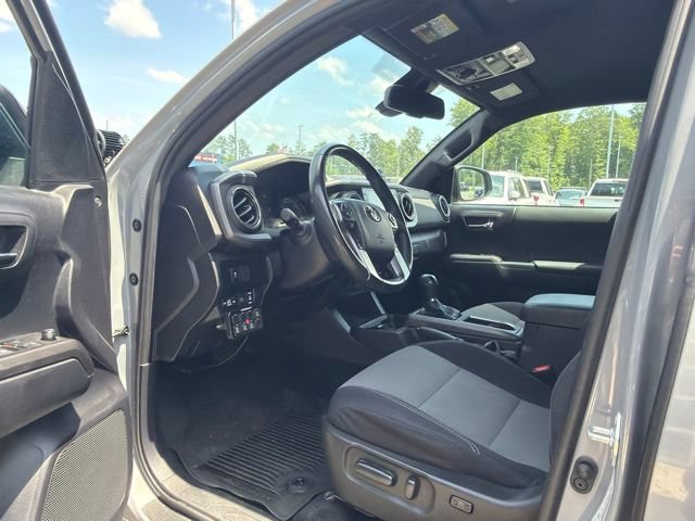 Used 2021 Toyota Tacoma TRD Off-Road AWD/4WD image 24