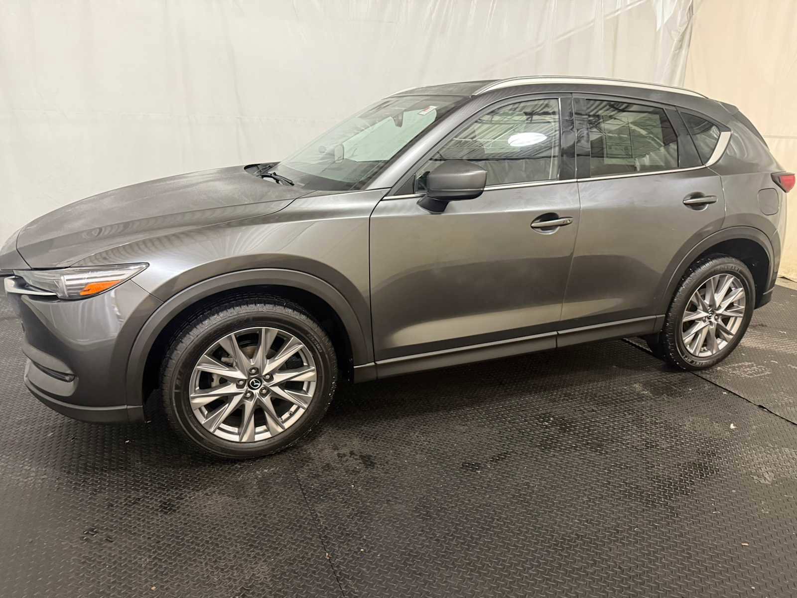 Used 2019 MAZDA CX-5 Grand Touring w/ GT Premium Package image 2