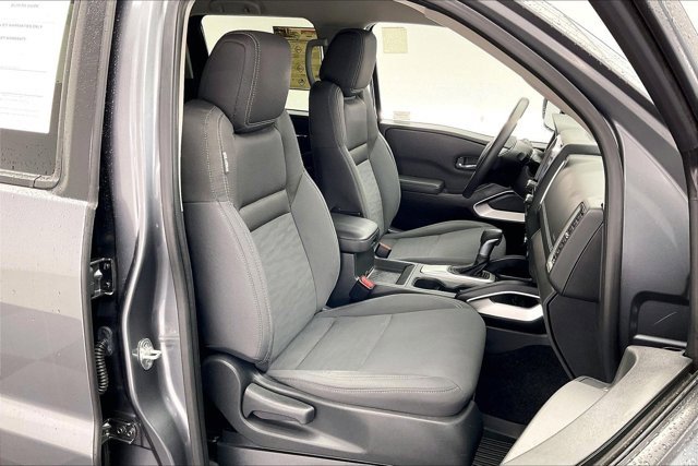 Used 2022 Nissan Frontier SV w/ Technology Package image 6