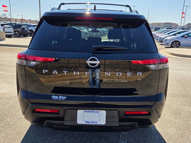 New 2026 Nissan Pathfinder SV image 10