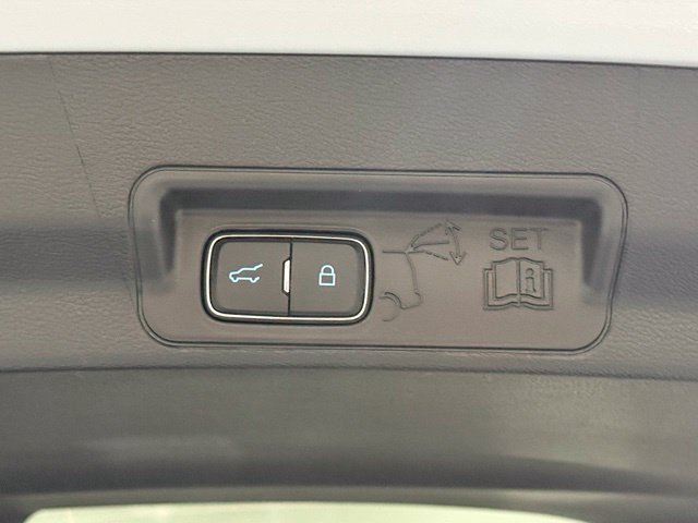 New 2026 Ford Explorer Active RWD image 29
