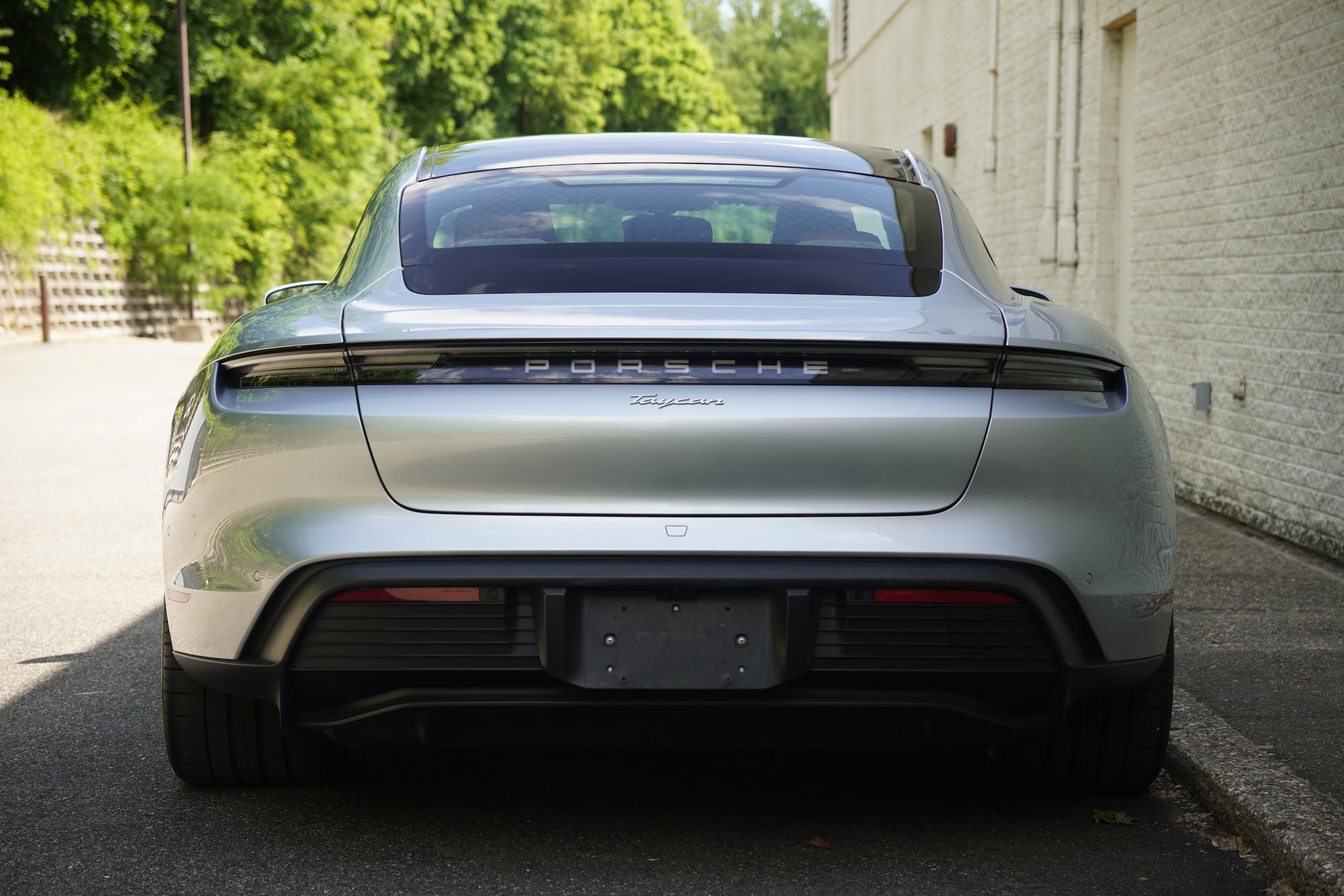 Used 2021 Porsche Taycan RWD image 5