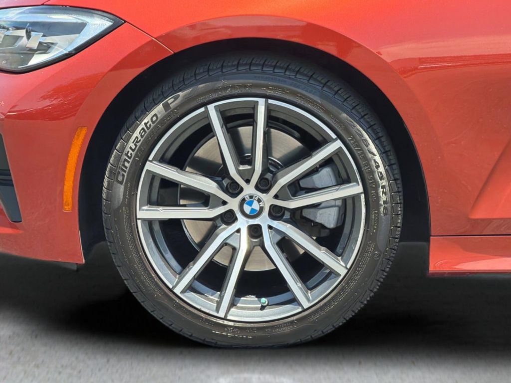 Used 2020 BMW 330i Sedan w/ Driving Assistance Package RWD image 25